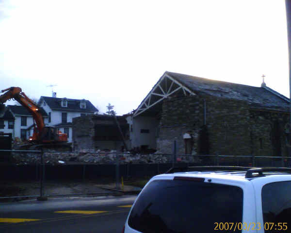 Demolition of Resurrection of Our Lord (Rez) / River of Life Church; Photo taken 3/23/07, courtesy of Desiree R.
