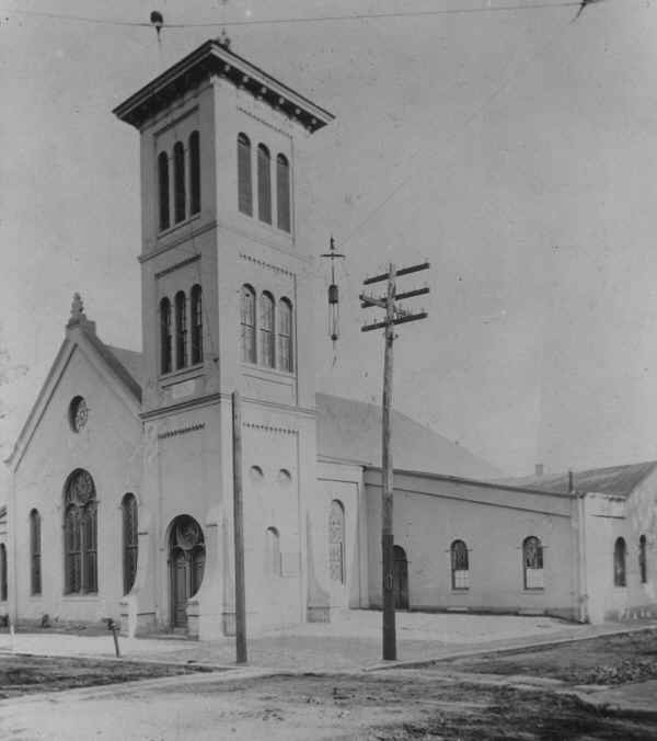 Original First Presbyterian Church, 4th & Welsh St.; Photo courtesy of Ralph L. Hall