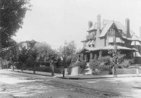 Woodbridge House, 1401 Potter Street, c. 1900; Photo by Louisa Deshong Woodbridge